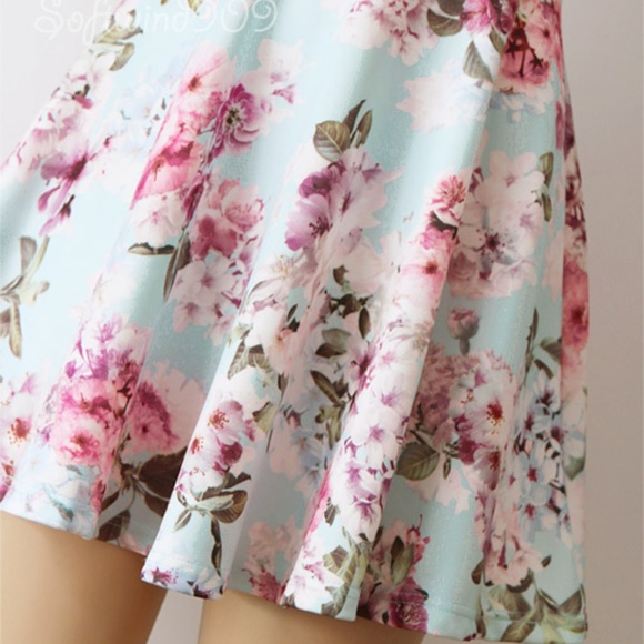 Last☝️ Ivory Blue Floral Plunge Lace Up CUTE Dress - Picture 5 of 8